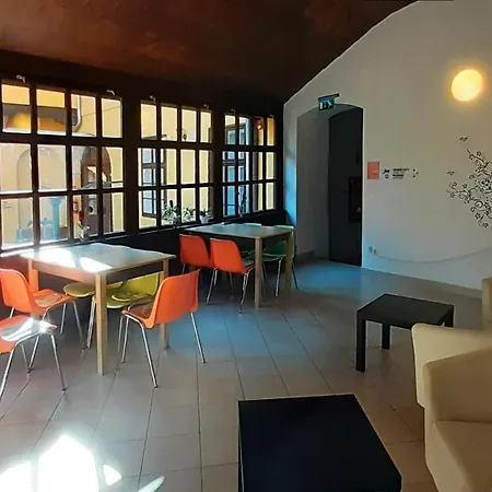 Pensión Ciszterci 4*