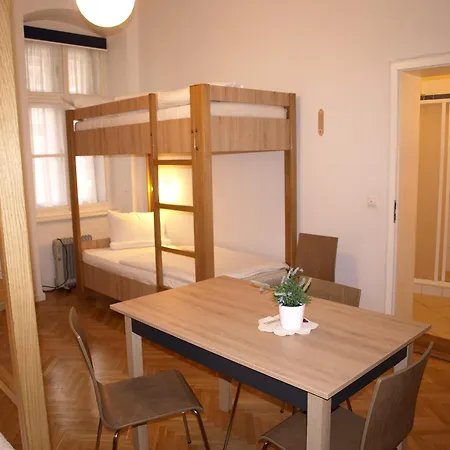 Guest house Ciszterci Szallas Pecs
