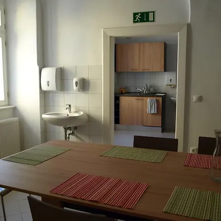 Guest house Ciszterci Szallas Pecs 2*